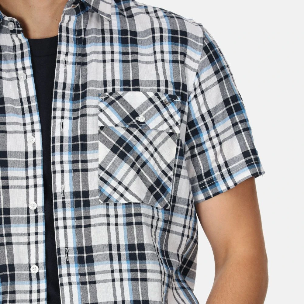 Regatta Mens Deavin Short Sleeve Casual Check Shirt 3 Regatta Mens Deavin Short Sleeve Casual Check Shirt - Image 3