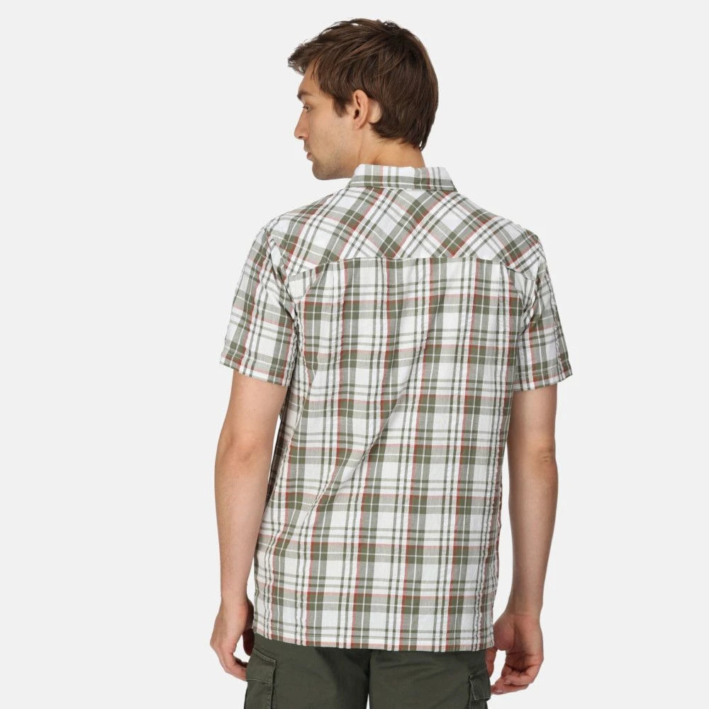 Regatta Mens Deavin Short Sleeve Casual Check Shirt 12 Regatta Mens Deavin Short Sleeve Casual Check Shirt - Image 12